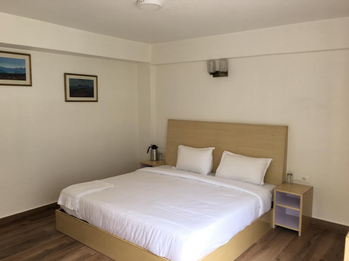 Jispa Gemoor Khar- Manor House Bed & Breakfast エクステリア 写真
