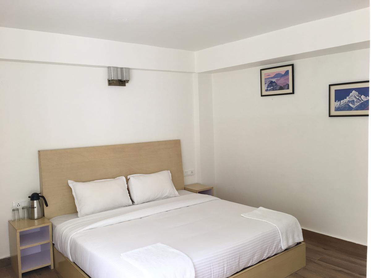 Jispa Gemoor Khar- Manor House Bed & Breakfast エクステリア 写真